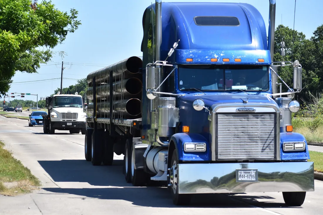 Flatbed stake truck